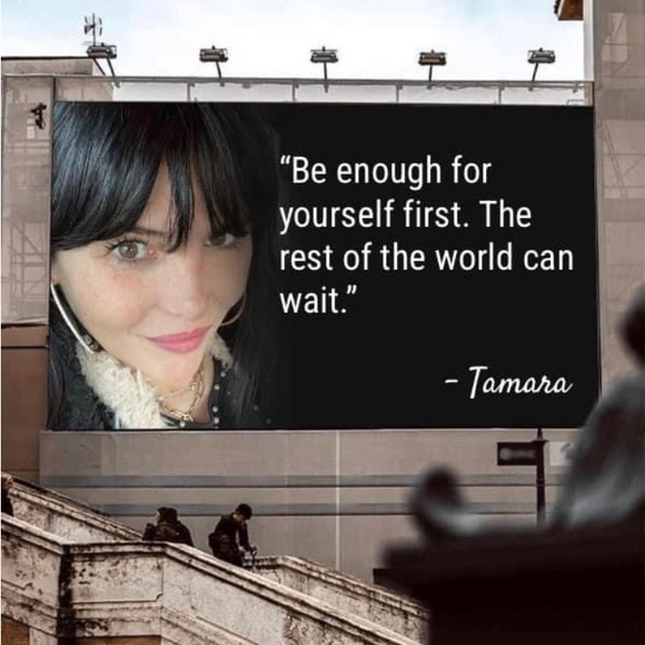 chic_tam21 is LIVE!🌹Live Notification Listing Only💗Join PFFs 🐅 Heart this post 🌹 - Picture 9 of 17